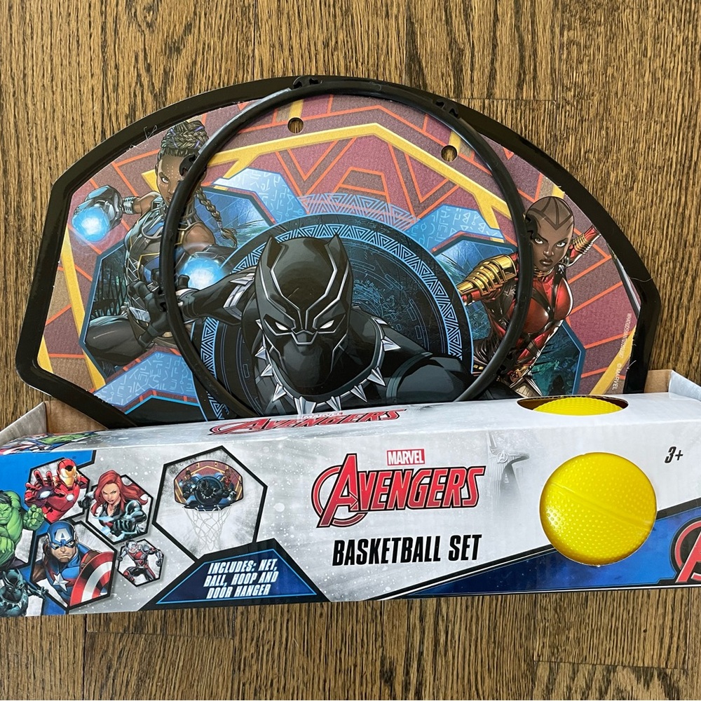 The Avengers Basket Ball Set * New